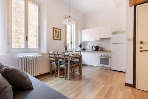 Kuchyň nebo kuchyňský kout v ubytování Appartamento Al Zigànt - Top location