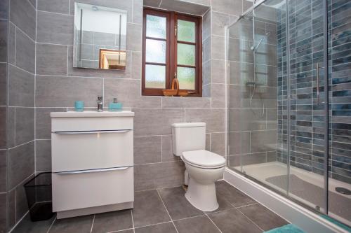 La Villa Olli -Natural pool & Jacuzzi photo 9