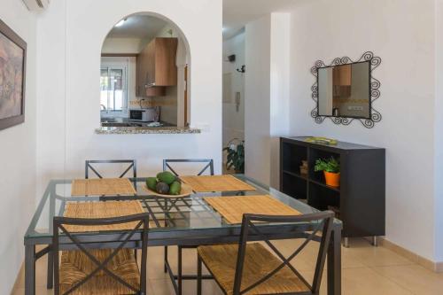 Apartamento 2 Dormitorios con vistas al Mar
