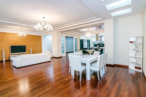 Prestige Apartment VIP HILTTON – عکس‌ها 5