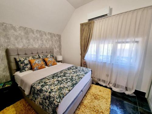 Postel nebo postele na pokoji v ubytování Vila Santa Maria Hvar with jacuzzi
