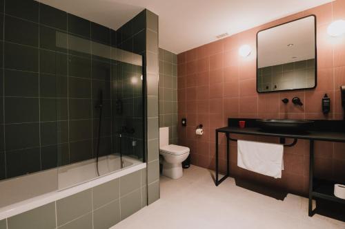 Un baño de ibis Styles ST Pauls Bay Malta