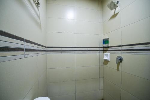 Koupelna v ubytování Meta Hotel