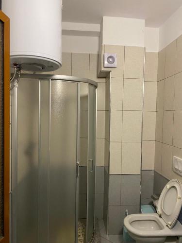 1+1 apartament in golem - Imazhi 7
