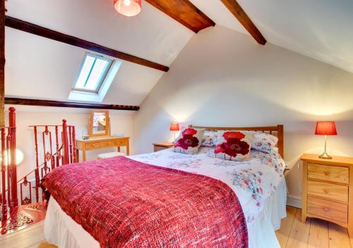 Postel nebo postele na pokoji v ubytování Barn Owl Cottage