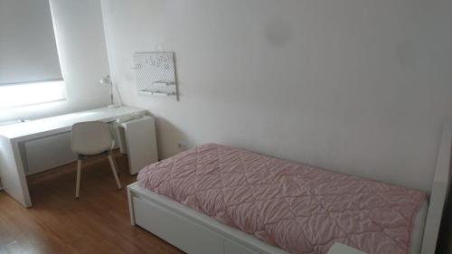 Postel nebo postele na pokoji v ubytování 3+1 Flat in Açelya