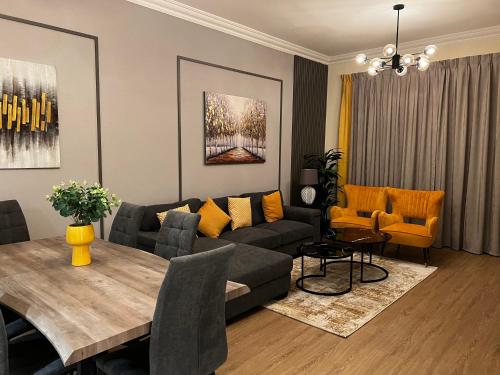 Гостиная зона в GOODWOOD SUITES HOMES VACATION