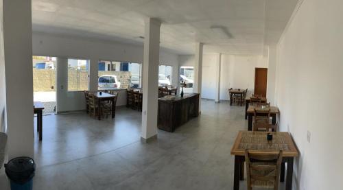 Restoran atau tempat lain untuk makan di Do Parque Pousada Comfort