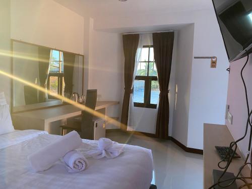 Gallery image of Maze Pool Villa Resort in Kamphaeng Phet