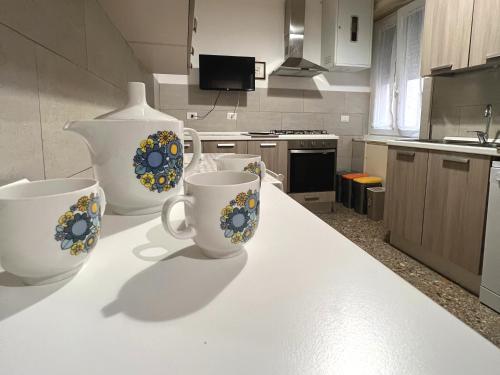A kitchen or kitchenette at Palazzo Senesi