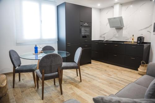 Kuchyň nebo kuchyňský kout v ubytování Apartamentos Tierra y Mar 1 -Arrecife