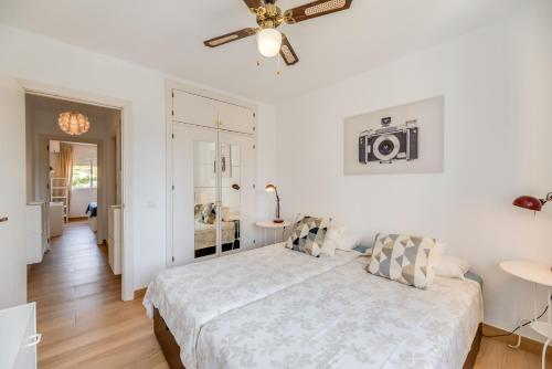 Ένα ή περισσότερα κρεβάτια σε δωμάτιο στο VB Fantastic 3BDR Duplex with large terrace