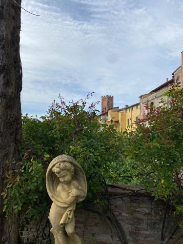 Galería fotográfica de Quattro Gigli Hotel en Montopoli in Val dʼArno
