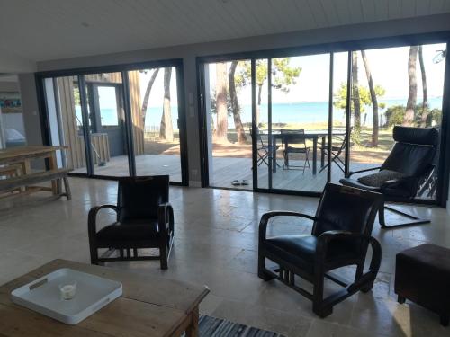 Foto Villa Ile de Re avec acces mer du jardin 1