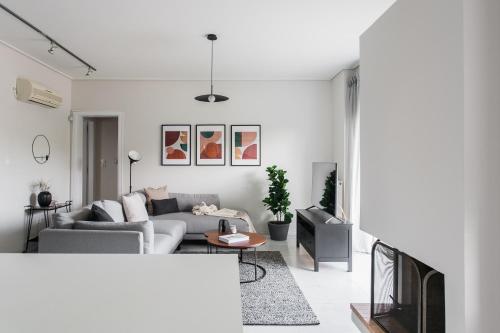 Magnificent 2BR Apartment in Marousi by UPSTREET