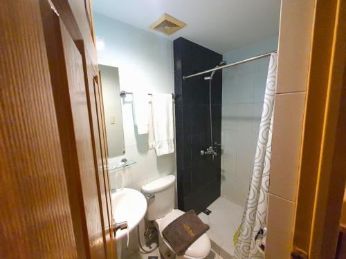 Koupelna v ubytování Festive Hotel Makati