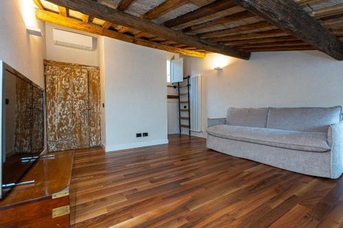 Coronari-Rental in Rome