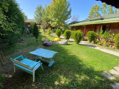 Ağva Green River Hotelにある庭