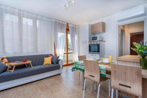 Elindra Hospital University Apartment