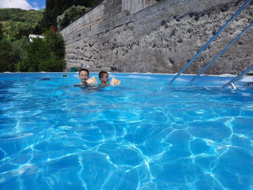 Kolam renang di atau dekat dengan Casa Vacanza Villa Lesto