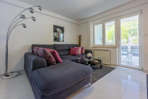 House Moderna 2
