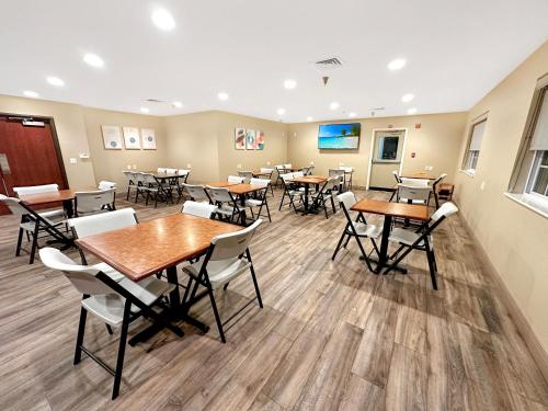 Posezení v ubytování Estherville Hotel & Suites