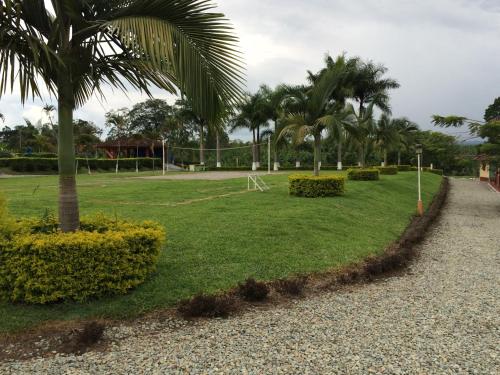 Gallery image of Hotel Campestre Los Tucanes in Armenia