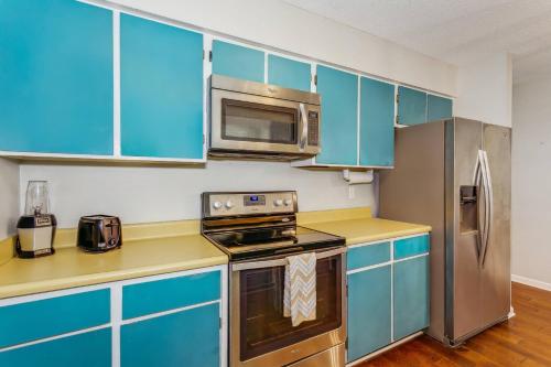 314 Dolphin St – Photos 2