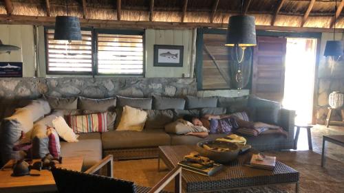 Χώρος καθιστικού στο Casa Cangrejo Xcalak Lodge