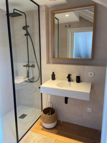 Ванна кімната в Apartamentos Boutique Aroca