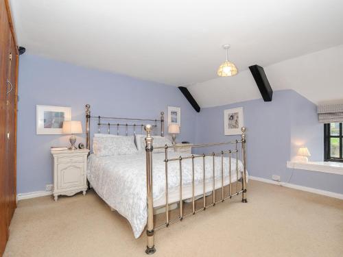 Postel nebo postele na pokoji v ubytování Church View Cottage