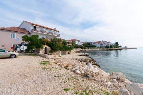 Apartments by the sea Mandre, Pag - 4101