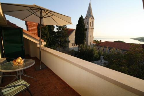 Apartment and Room Lada – Photos 2