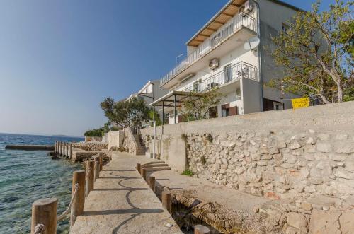 Apartment Slobodan by the sea