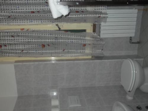 Bilik mandi di Locanda La Cascina