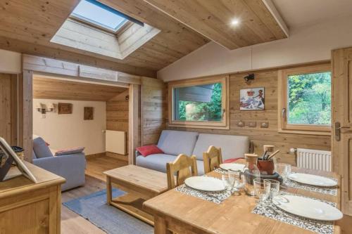 Posezení v ubytování welcoming apartment with swimming pools near the Megève ski slopes