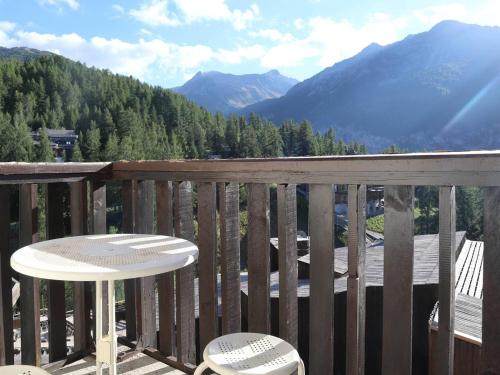 Studio skis aux pieds pour 4 pers, Place Emile Hodoul - FR-1-322-20