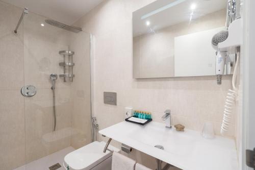 Koupelna v ubytování Hotel Soul de Javea