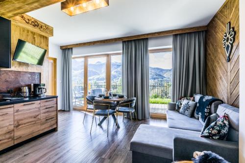 Kuchyňa alebo kuchynka v ubytovaní Apartament Butorowy Wierch