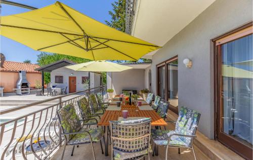 Beach Front Home In Medulin