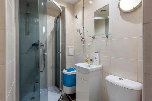 Kúpeľňa v ubytovaní Cosy Studio in University District-Free Parking with gate!