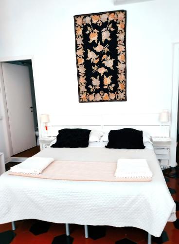 Lucretia House