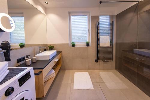 FESH LIVING - PREMIUM Apartments photo 3