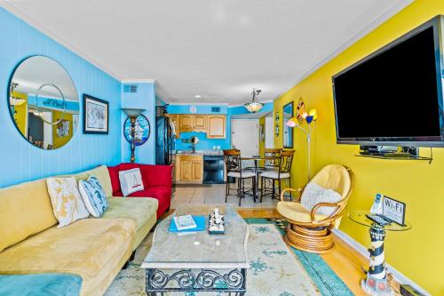 275 W First St #22F – Photos 3