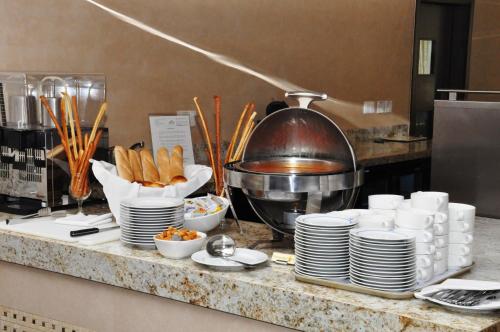 Φαγητό σε αυτό το ξενοδοχείο ή κάπου εκεί κοντά