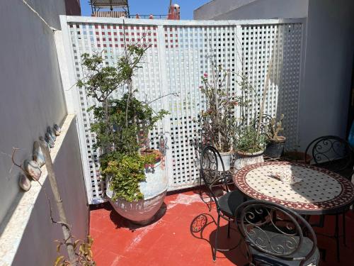 Un balcón o terraza en Riad 7 Pierres