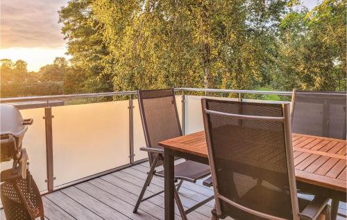 Μπαλκόνι ή βεράντα στο Nice Apartment In Wurster Nordseeküste