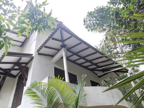 Bangunan di mana terletaknya rumah percutian