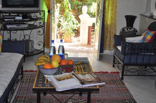 Comida en o cerca de este apartamento