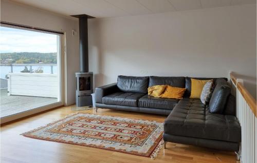 Posezení v ubytování 3 Bedroom Lovely Home In Uddevalla